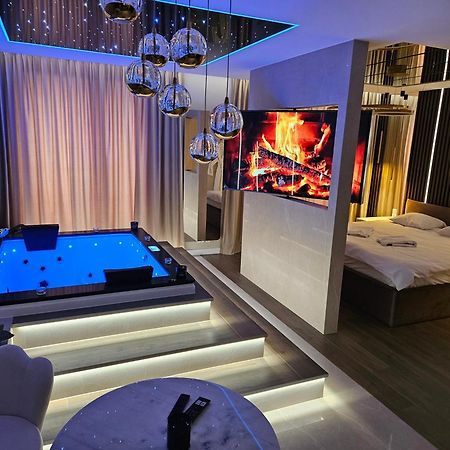 קרקוב Masarska 8 Vip Apartamenty Jacuzzi מראה חיצוני תמונה