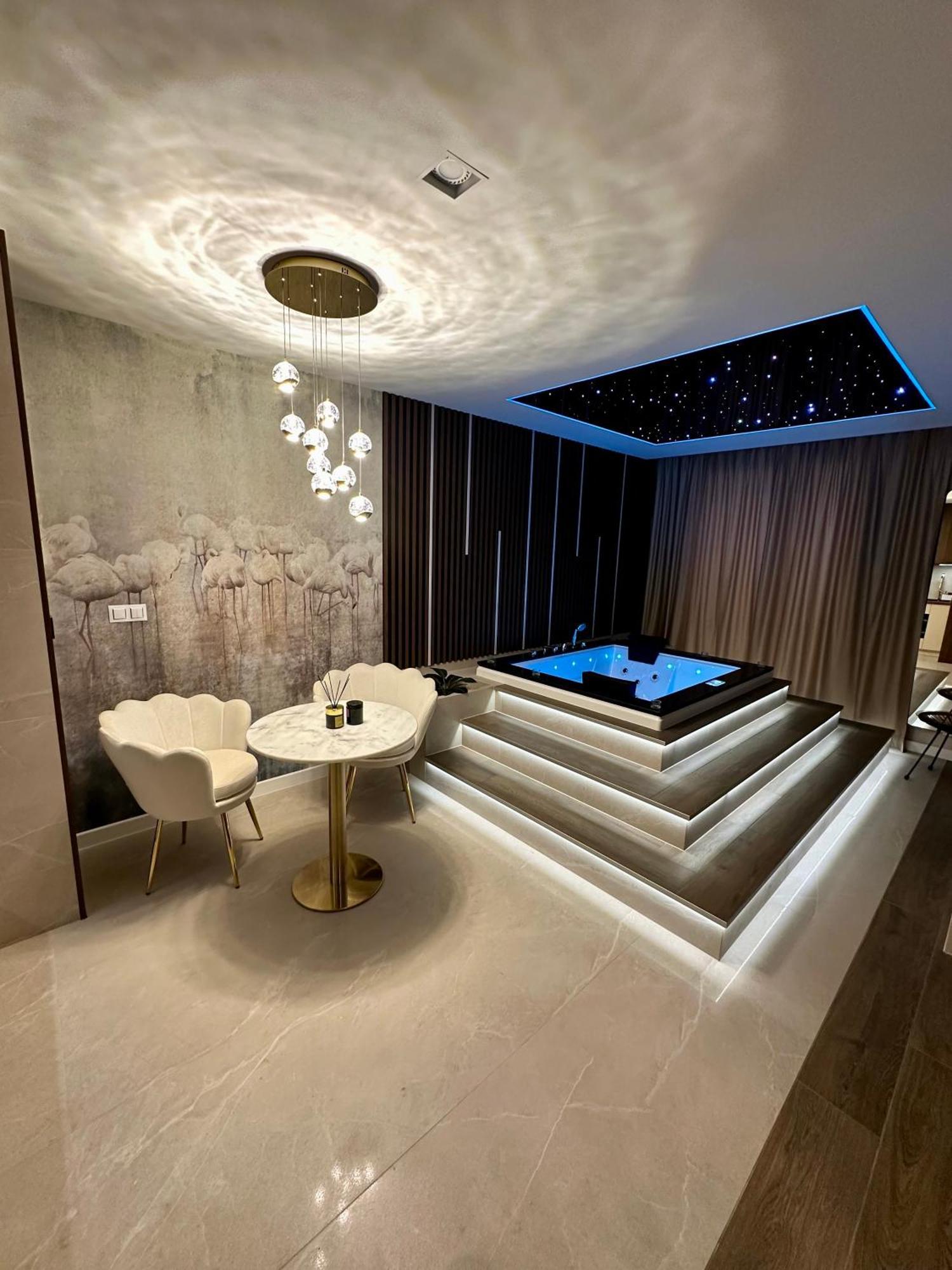 קרקוב Masarska 8 Vip Apartamenty Jacuzzi מראה חיצוני תמונה